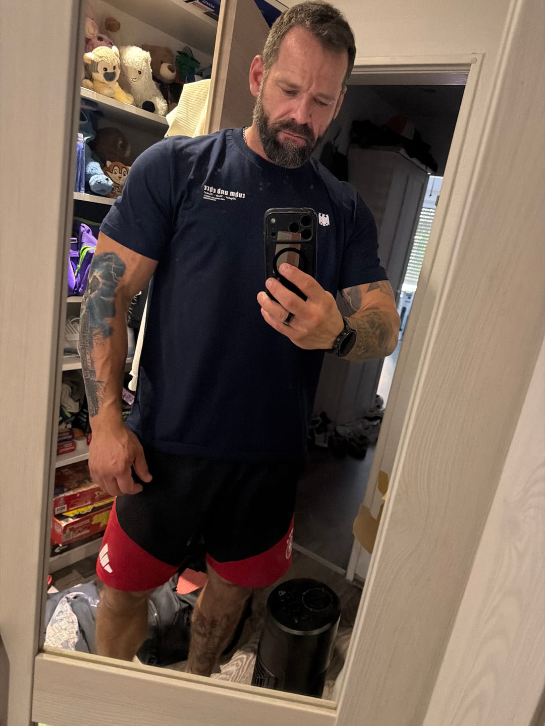 Customer photo review of Shirt - Ruhm & Ehre - Navy