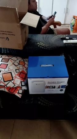 Customer photo review of VARON 5L Pulse Flow Portable Oxygen Concentrator VP-2