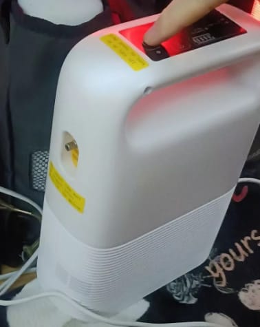 Customer photo review of VARON 5L Pulse Flow Portable Oxygen Concentrator VP-2