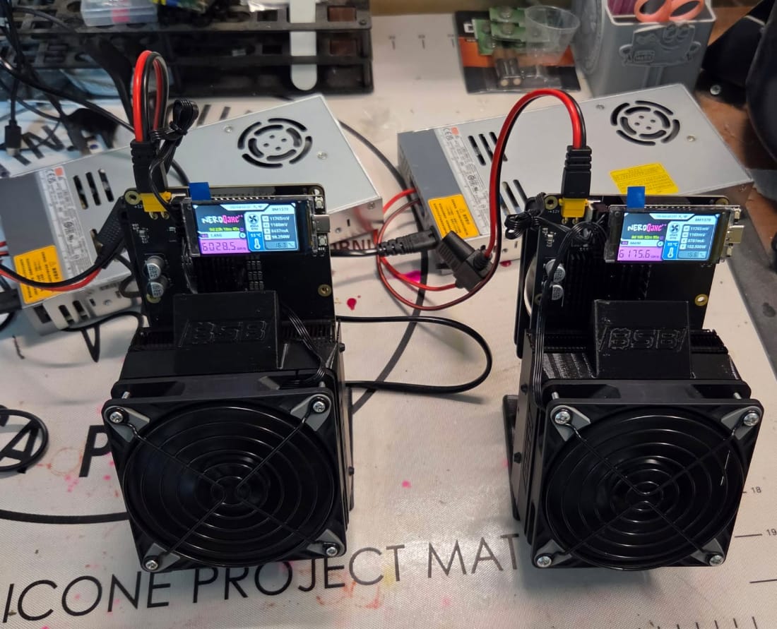 Customer photo review of NerdQaxe++ Rev 6.1 (6TH/s) NEW