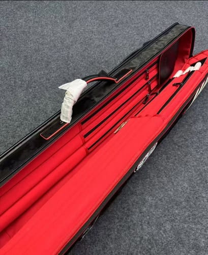 Customer photo review of Lizard Rainbow Series Cue Case 3B4S