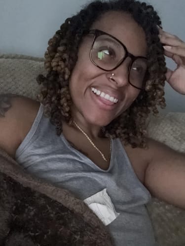Customer photo review of HerCharm Nose Ring