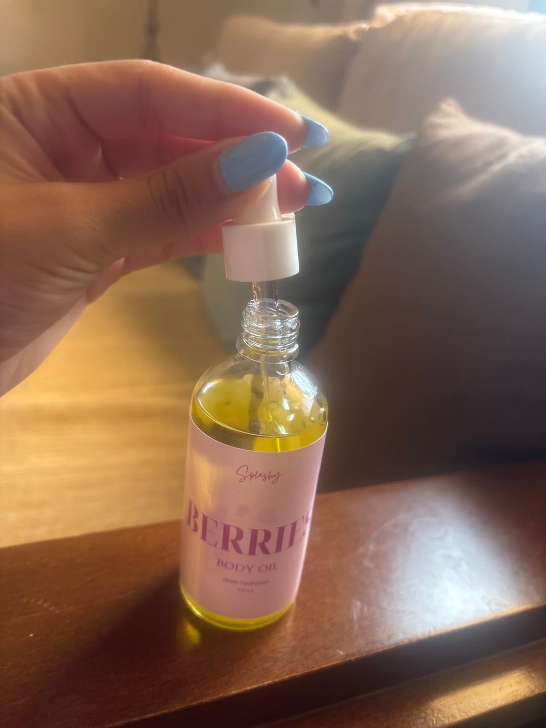Customer photo review of Splashy™ Body Oil