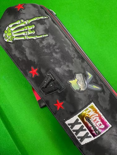 Customer photo review of Lizard Rainbow Series Cue Case 3B4S