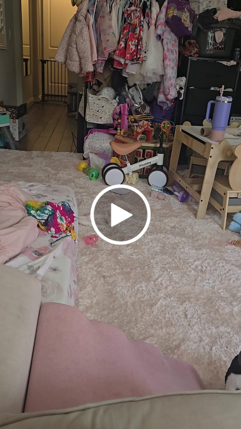 Customer video review of Deluxe Shaggy Relax Mat - 1.4" Thick Foam Base