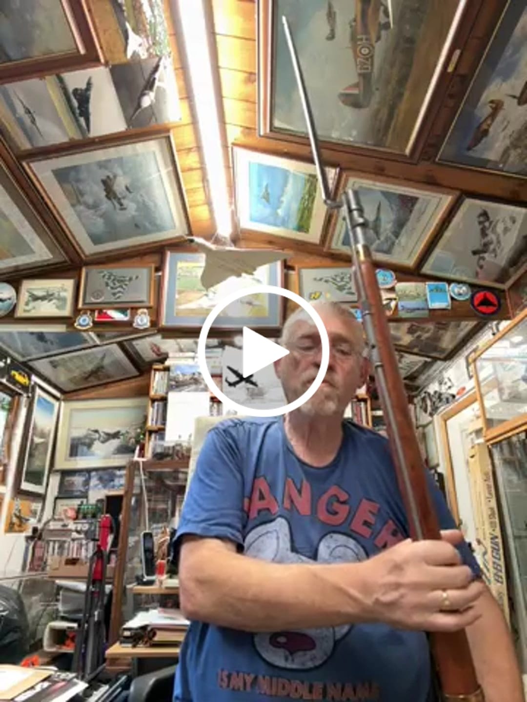 Customer video review of "Brown Bess" Short Land Pattern Musket British Napoleonic War Rifle - England 1712
