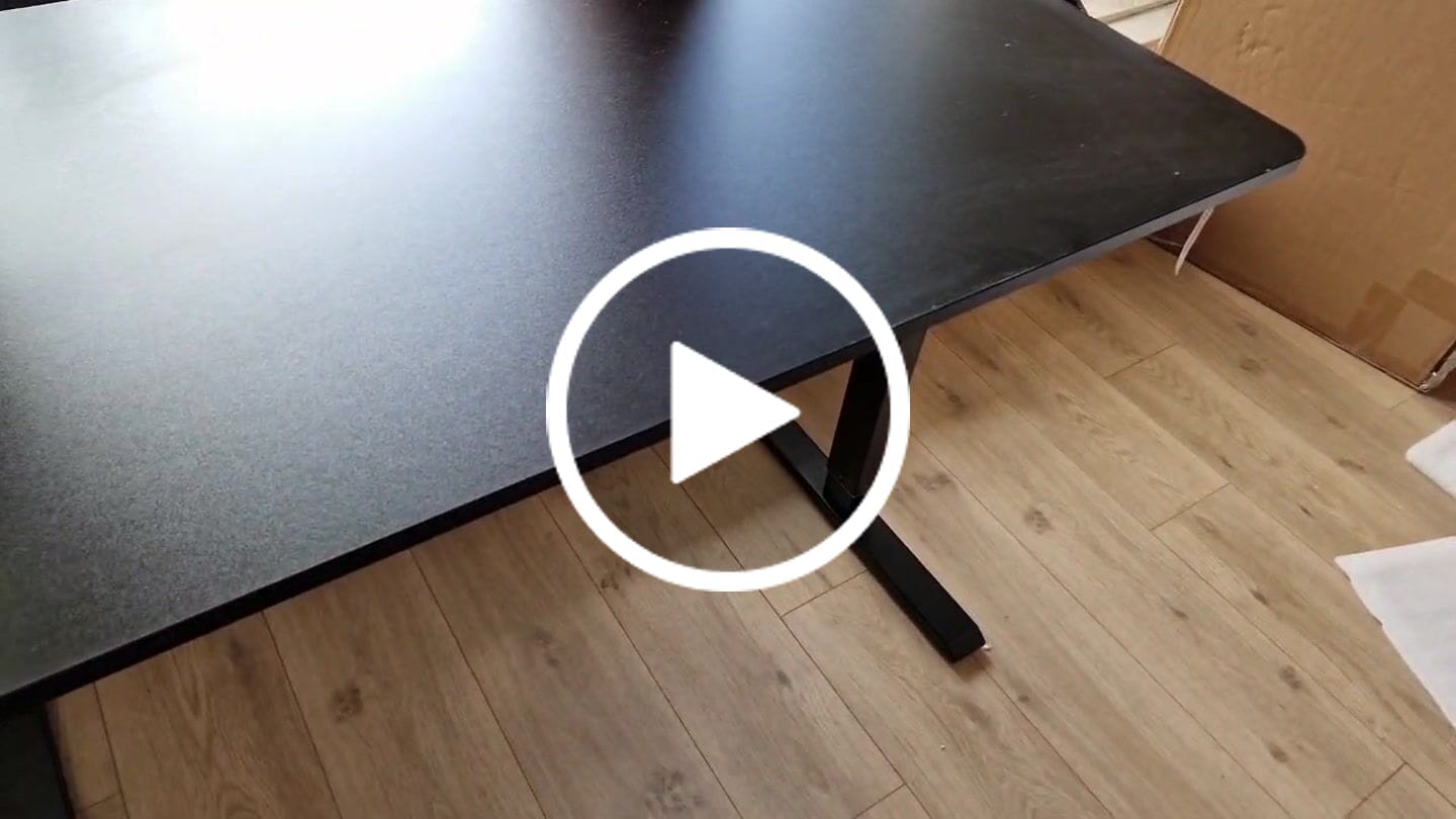 Customer video review of Rafhækkanlegt Skrifborð (Forpöntun)