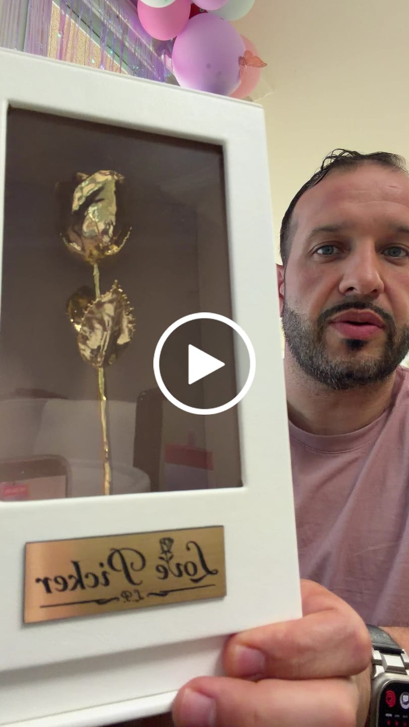 Customer video review of 24K Gold Rose in Standing Clear Window Display Box | LovePicker