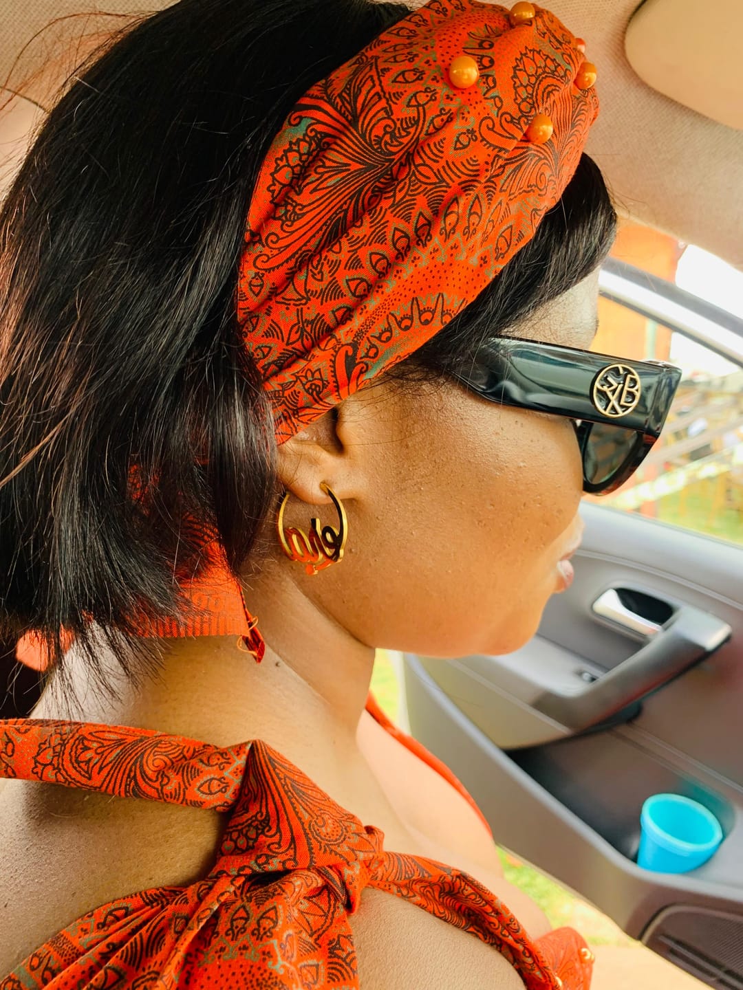 Customer photo review of Gold Mini Era Logo Hoops