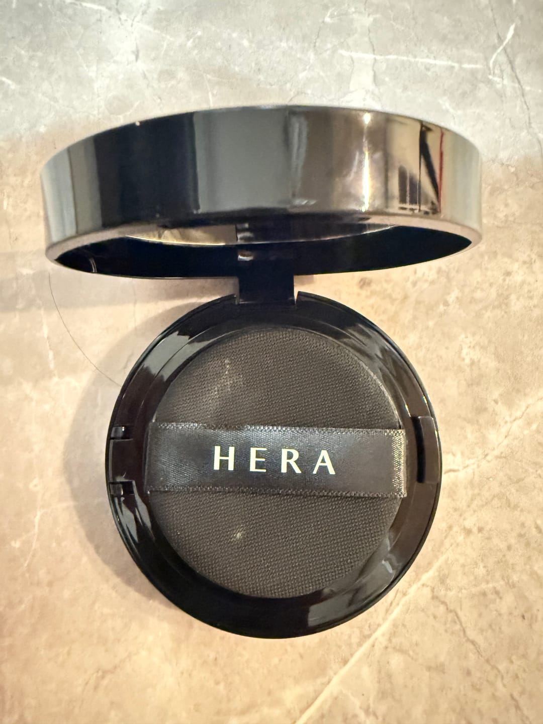 Customer photo review of ブラック クッション ファンデーション