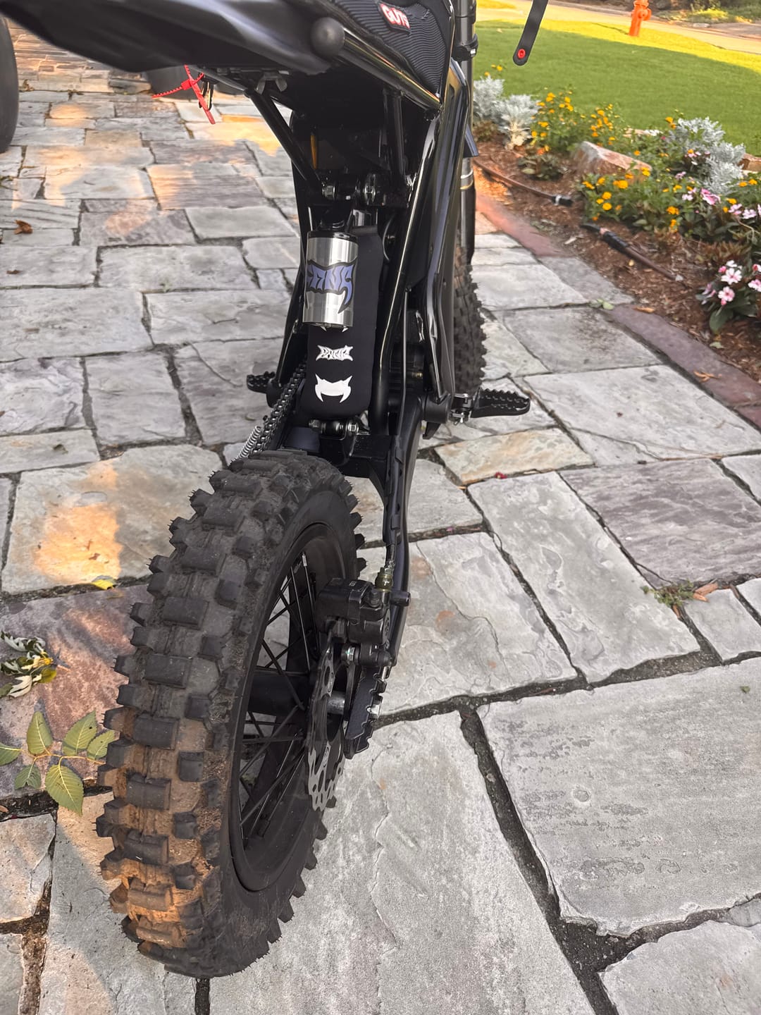 Customer photo review of Mini eMoto Shock Cover