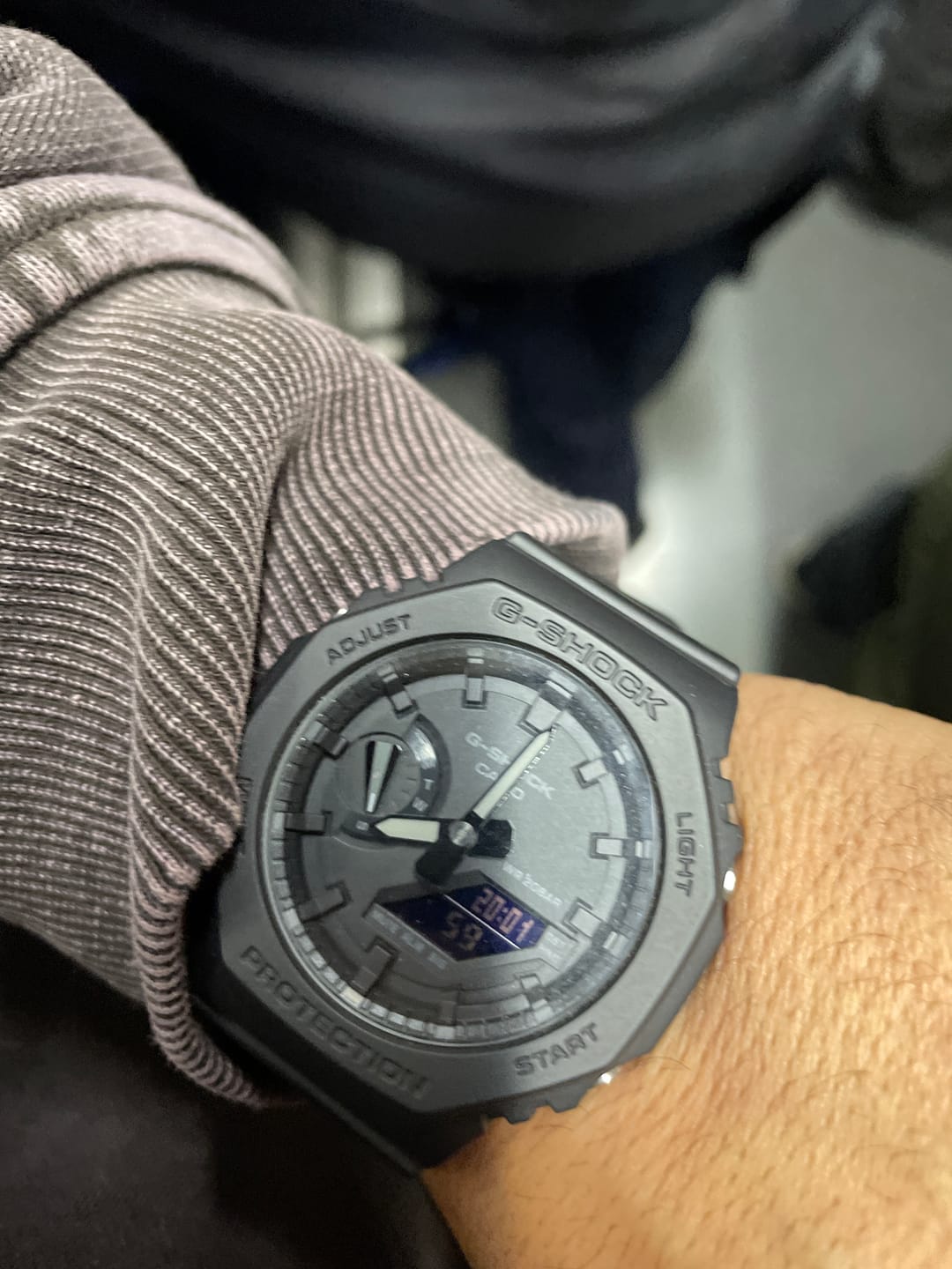 Customer photo review of Reloj Casio G-Shock Royal Oak "Casioak" GA-2100-1A1 Carbon Core Negro