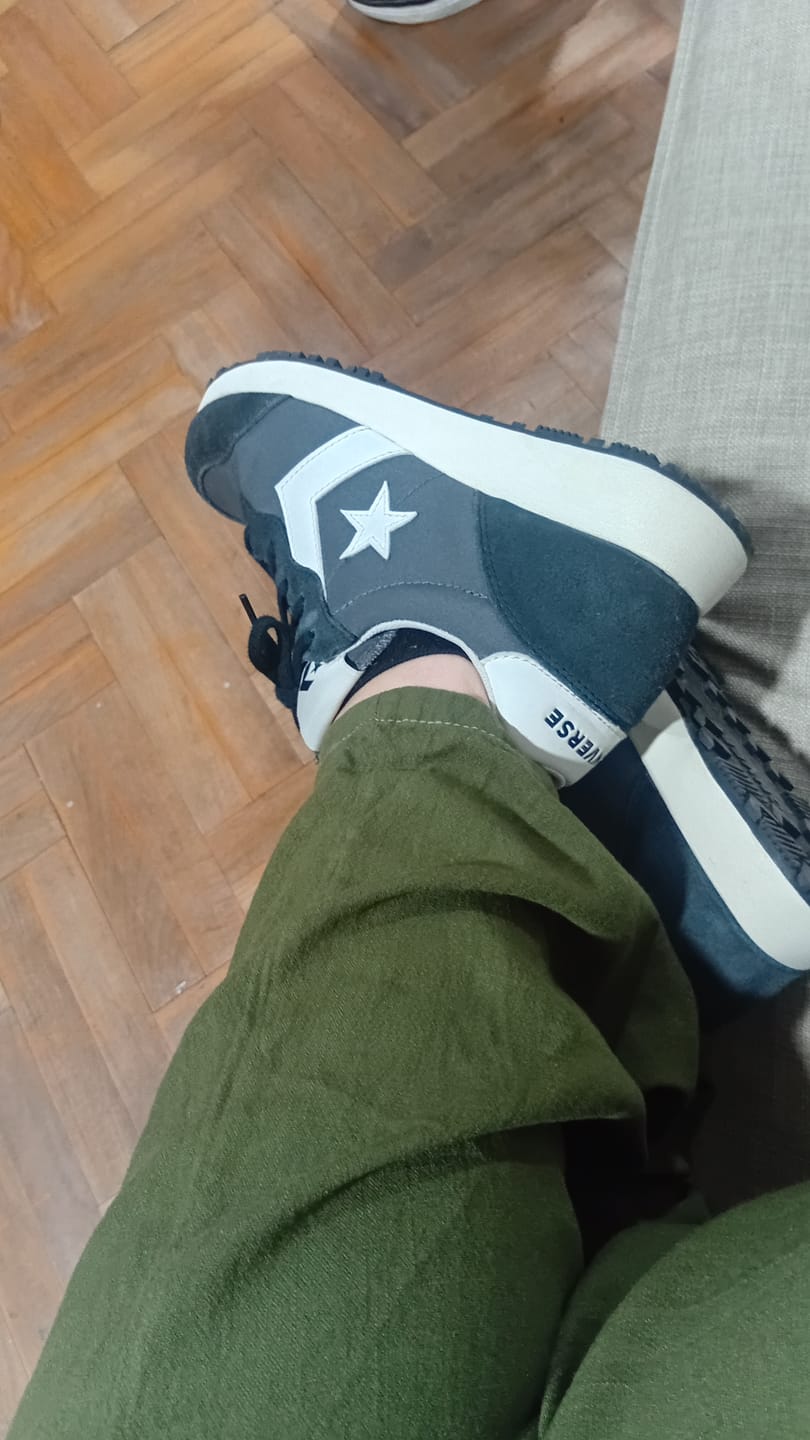 Customer photo review of Zapatillas Converse Omega Trainer OX Negro Gris