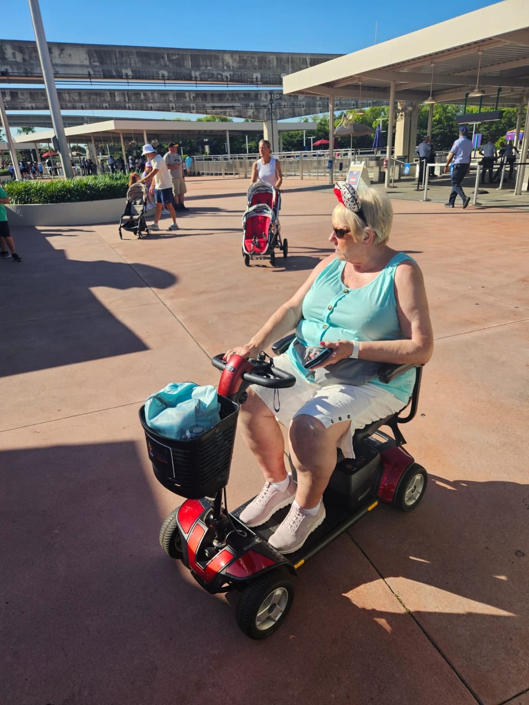 Customer photo review of Multiday Mobility & ECV Foldable Travel Scooter Rental 300 Pound Capacity (3 or more days)