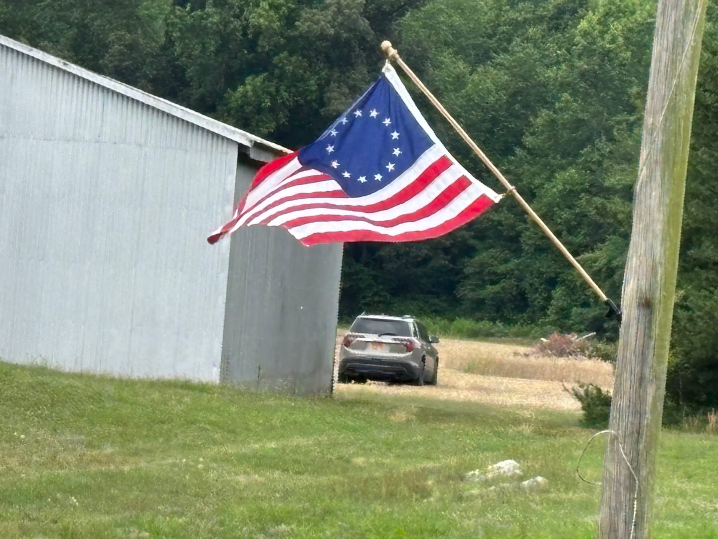 Customer photo review of 3' x 5' Betsy Ross Flag Set