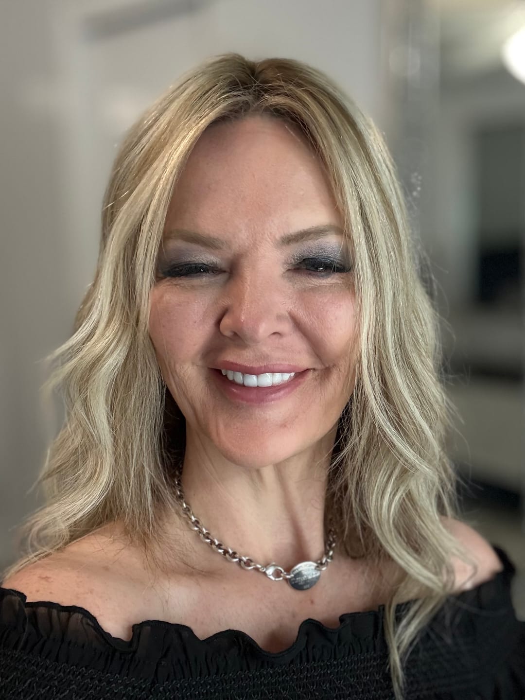 Customer photo review of Lauren Ashtyn Full Volume Topper Gripper