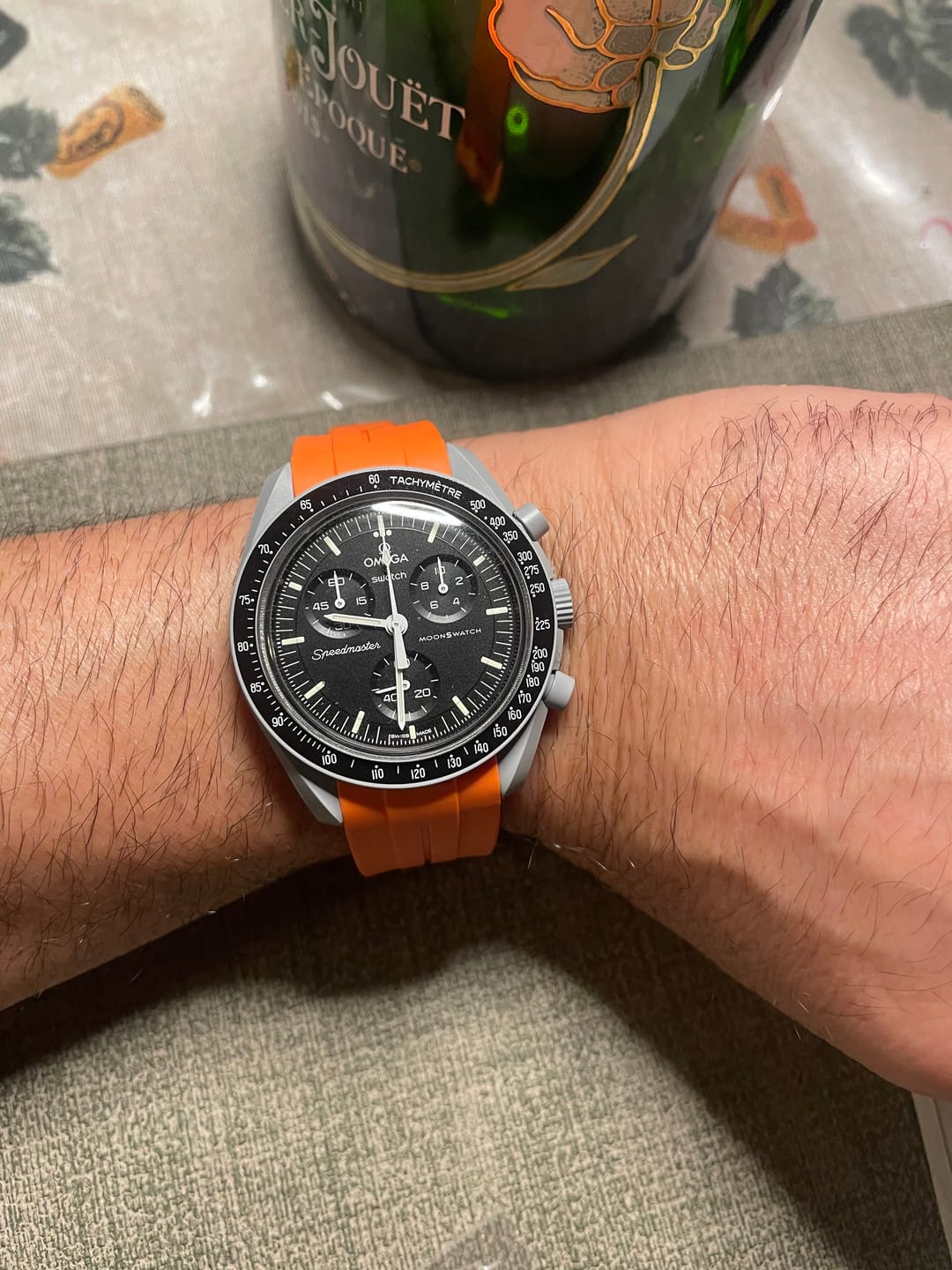Customer photo review of Bracelet Moonswatch - Orange