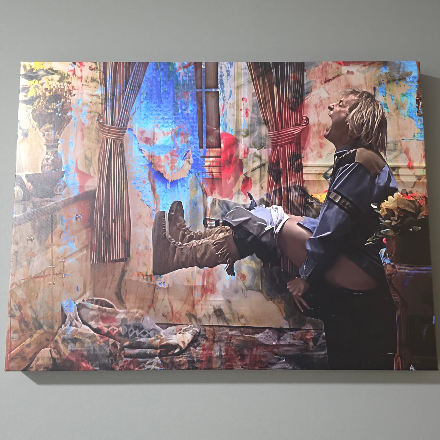 Customer photo review of Dumb & Dumber Bathroom Decor Wall Art