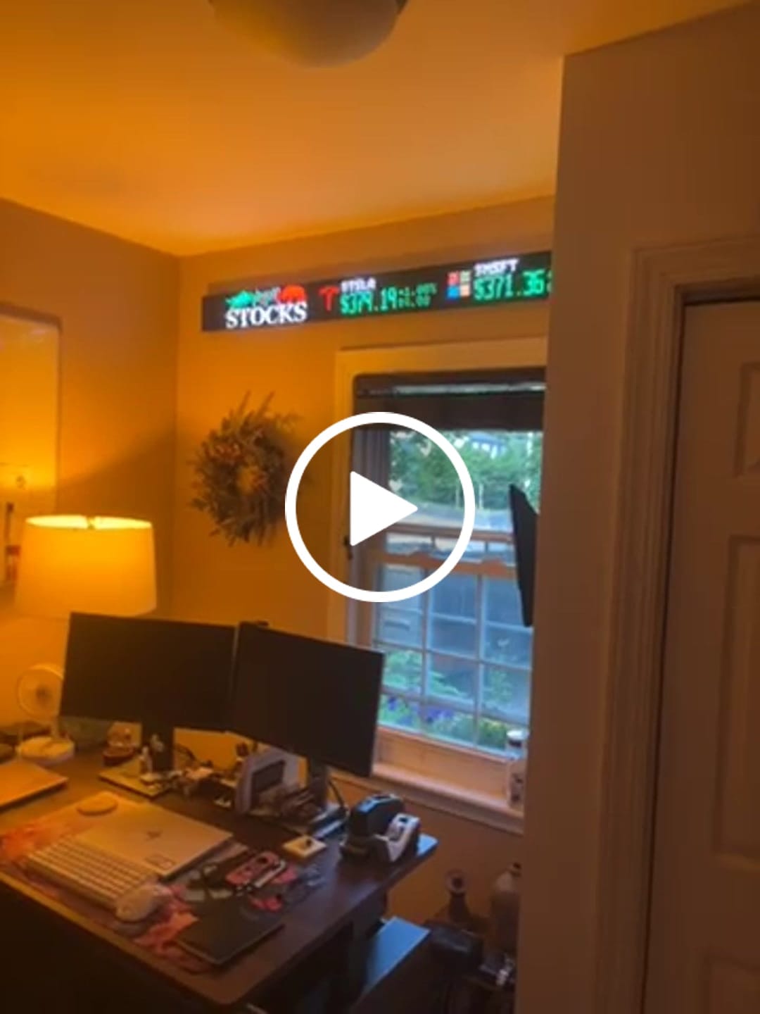 Customer video review of GLANCE