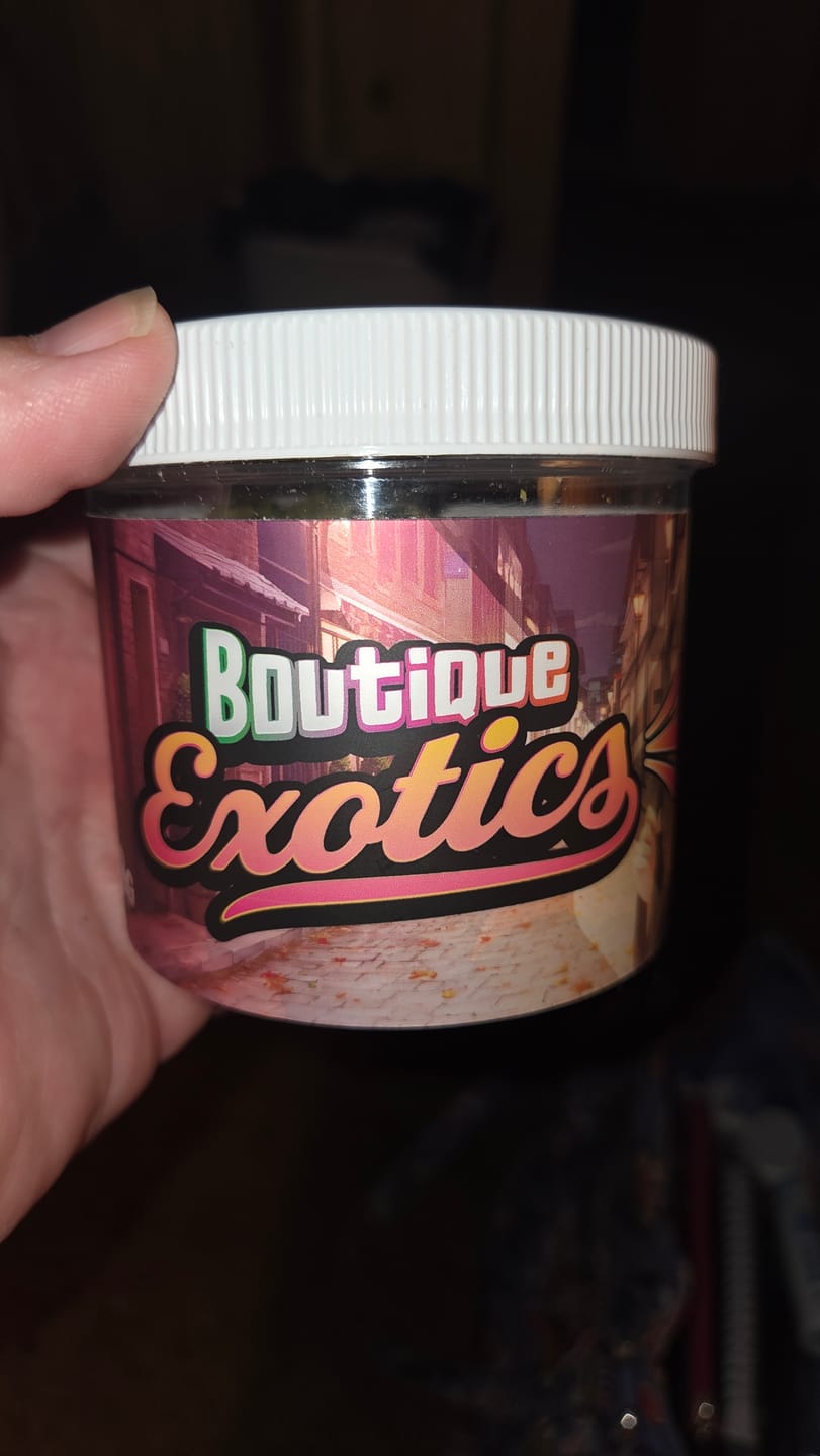 Customer photo review of Boutique Exotics - Coffin Candy - 28 Grams - Hybrid