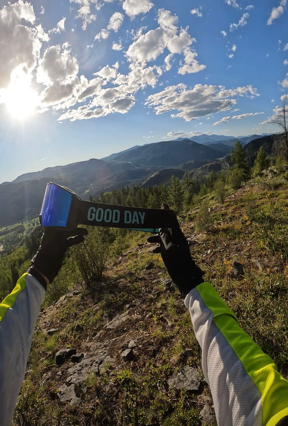 Customer photo review of Gracey Moto/MTB Goggle - Photochromic Green Lens