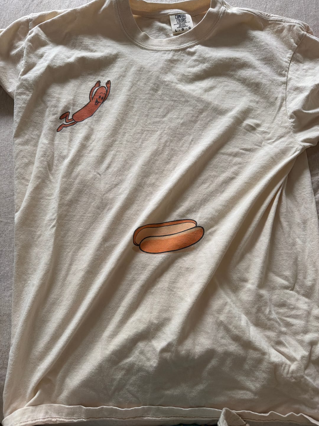 Customer photo review of Hotdog Dive — Premium Tee