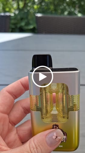 Customer video review of Fumot Eco 2 in 1 50000 Puffs Disposable Vape