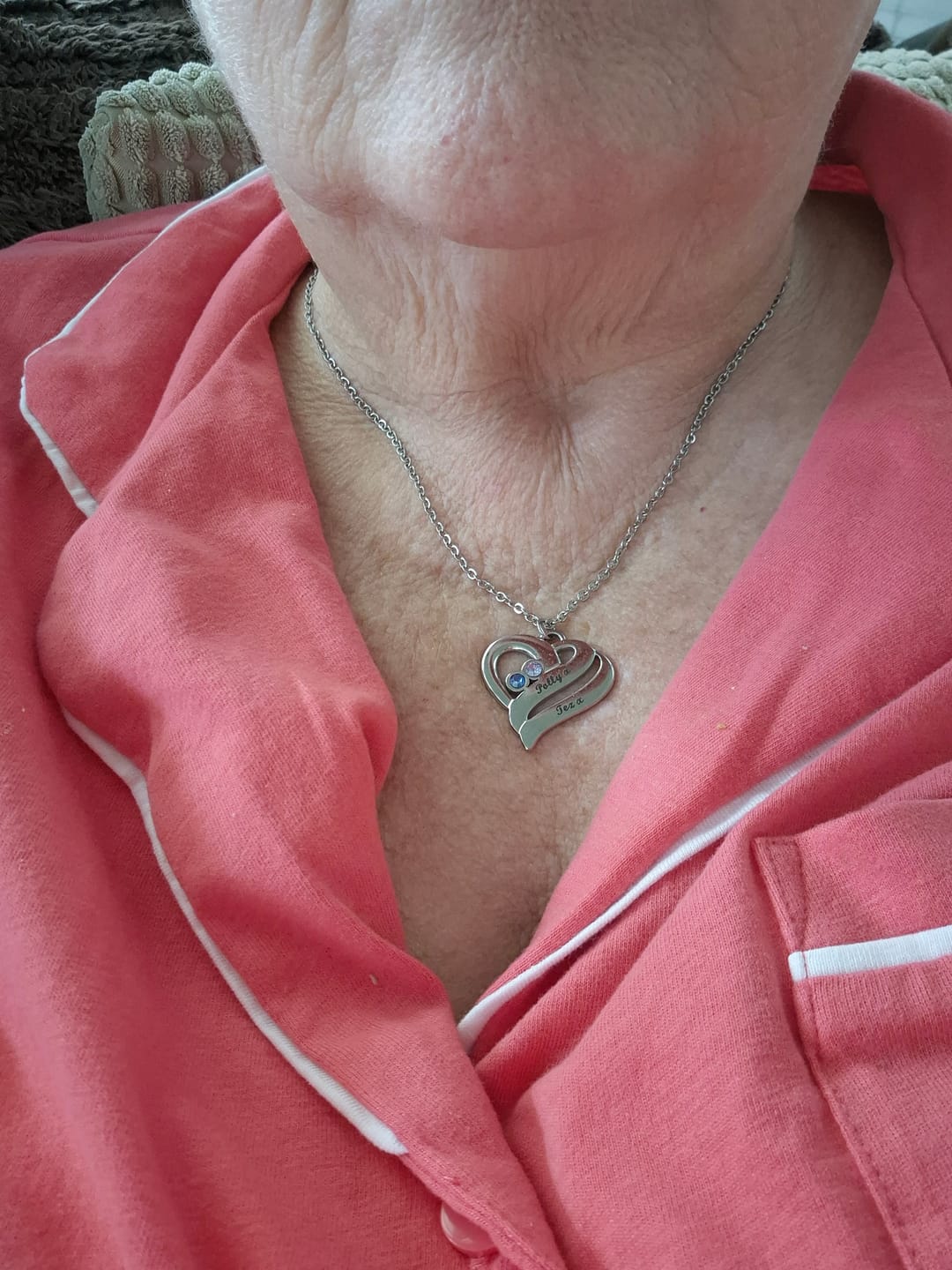 Customer photo review of Necklace with united hearts and birthstones