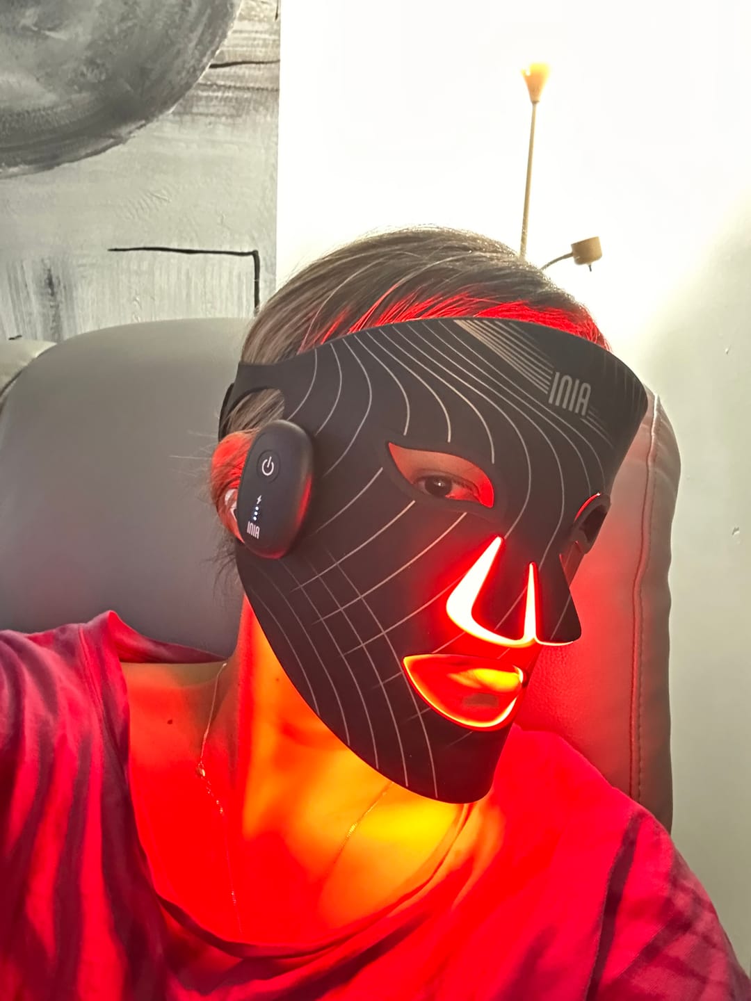 Customer photo review of INIA GLOW Wireless Red Light Therapy Mask