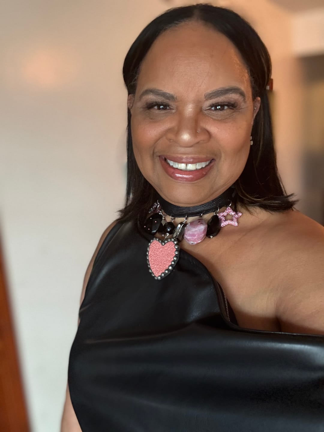 Customer photo review of Dark Heart Handmade Leather Choker