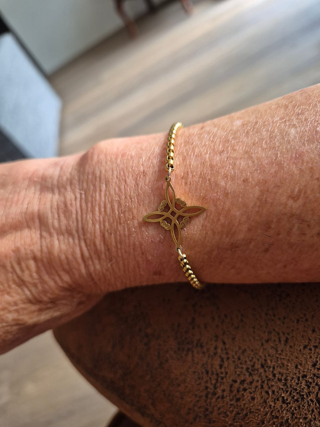 Customer photo review of Bracelet "Lien Sacré"- Noeud de Sorcière