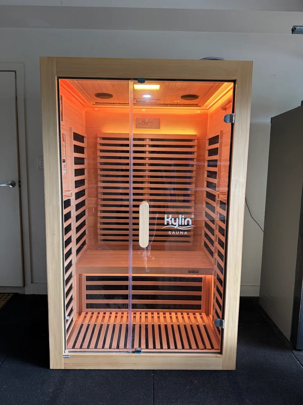 Customer photo review of Kylin Low EMF Carbon Infrared Sauna 2 Person with floor heater H6201-F