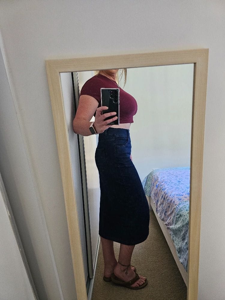 Customer photo review of Noodlab Flex Yüksek Bel Denim Midi Etek