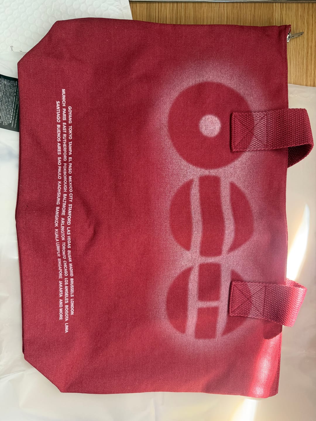 Customer photo review of [2ND PRE-ORDER] BTS - ARIRANG WORLD TOUR OFFICIAL MD FABRIC BAG