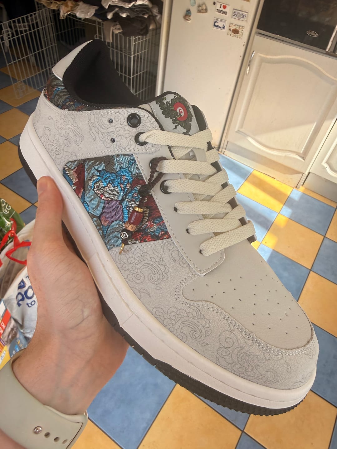 Customer photo review of Dunhuang Mythos Sneakers