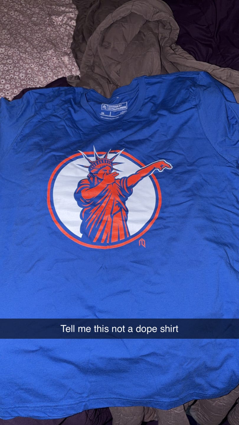 Customer photo review of Statue of Liber3 T-Shirt