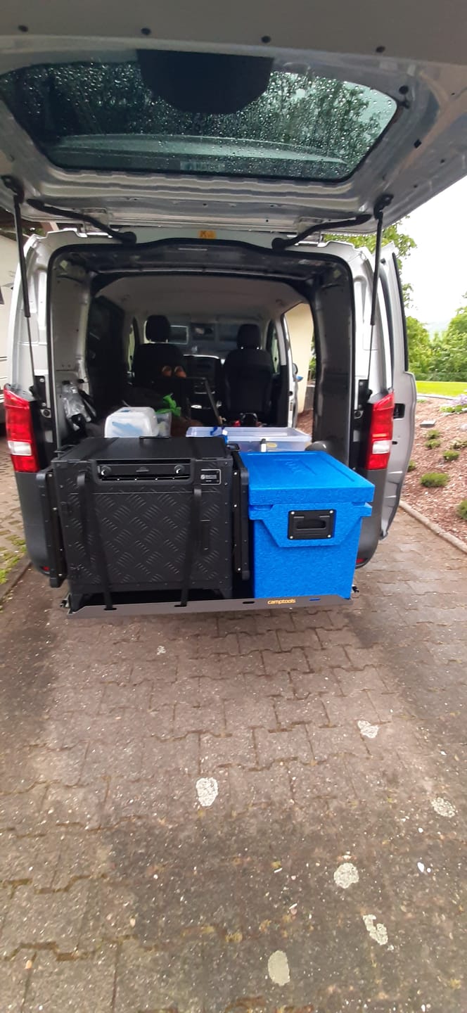 Customer photo review of Heckauszug für Mercedes Vito Vito Tourer / Mixto W639, W447 mit Bodenschiene