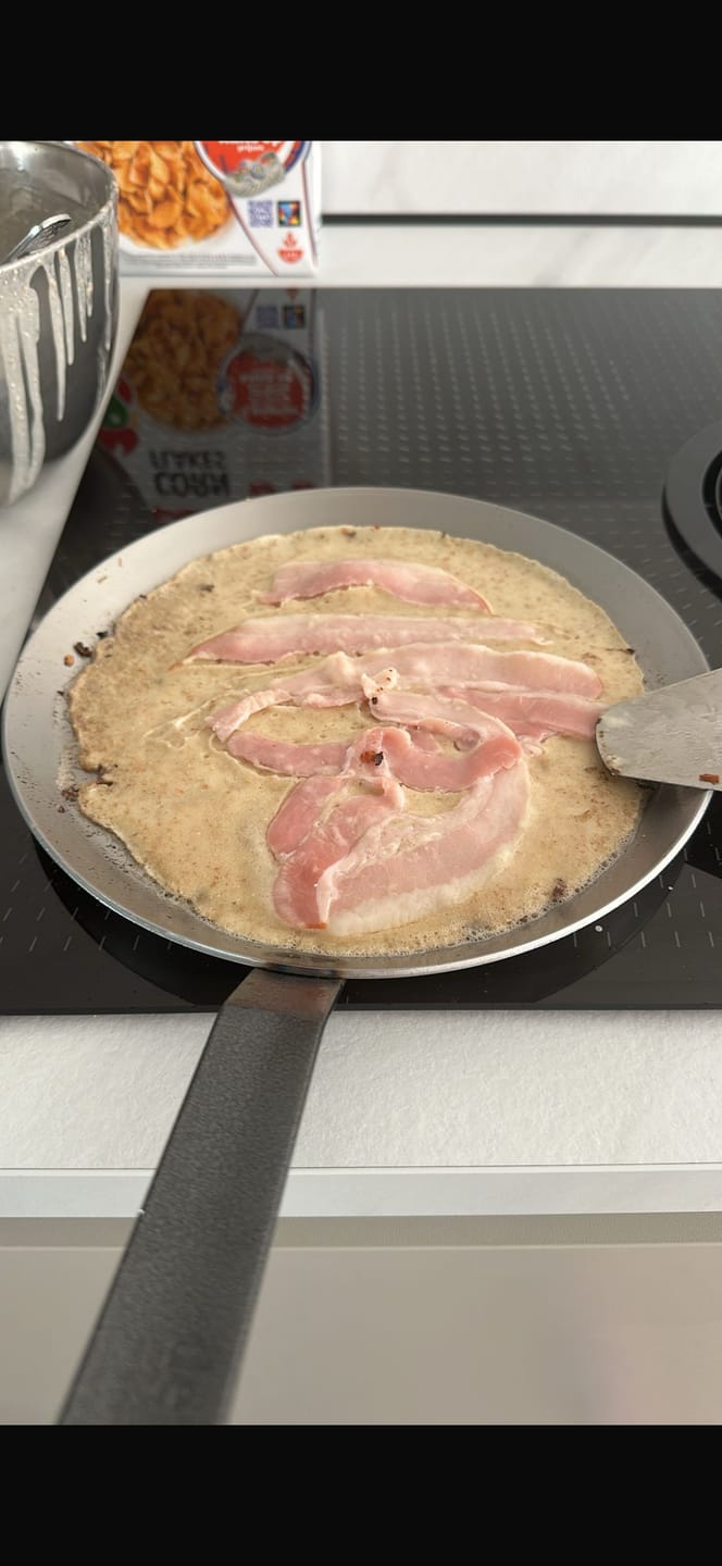 Customer photo review of De Buyer Pannenkoekenpan / Crepepan Carbone Plus - Plaatstaal - ø 24 cm - zonder anti-aanbaklaag