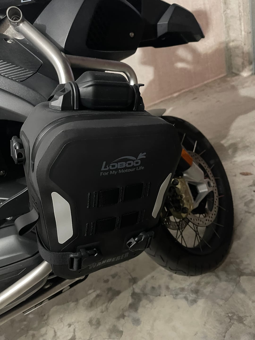 Customer photo review of LOBOO Wanderer BHGB05T — 300KG Inflatable Bag for 25mm Crash Bars