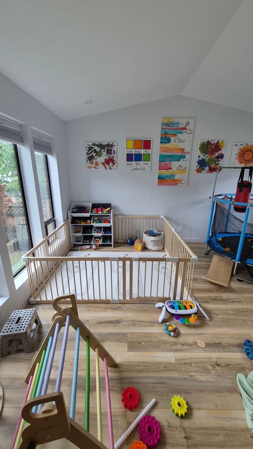 Customer photo review of HARPPA Grovi | Baby Gate Playpen for Babies and Toddlers — GREENGUARD Gold Certified