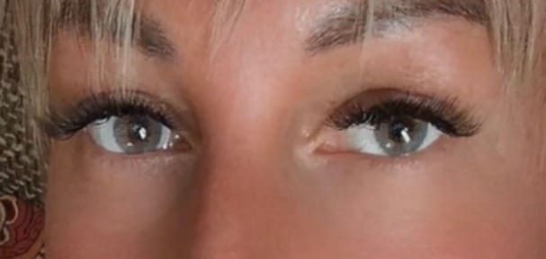 Customer photo review of CHLOE | NATURAL GRAY