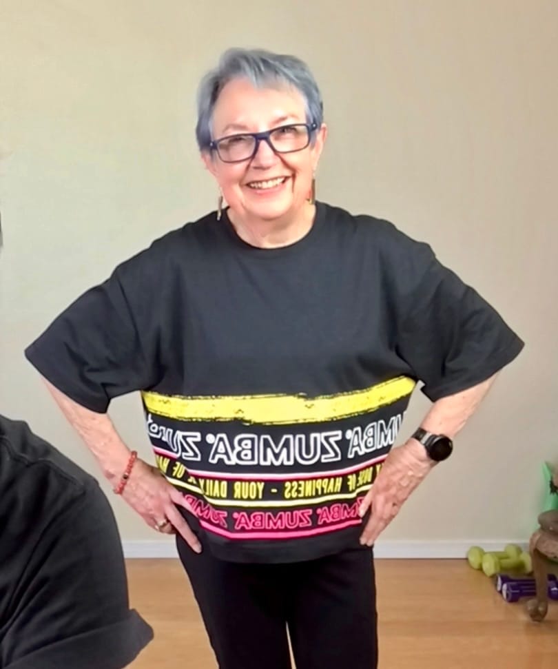 Customer photo review of Sizzlin' Oversized Boxy Crop Top