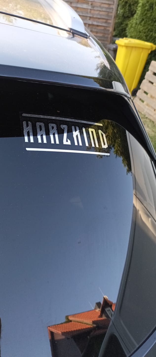 Customer photo review of HARZKIND Autoaufkleber