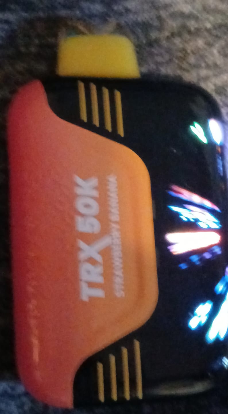 Customer photo review of Strawberry Banana VIHO TRX 50k