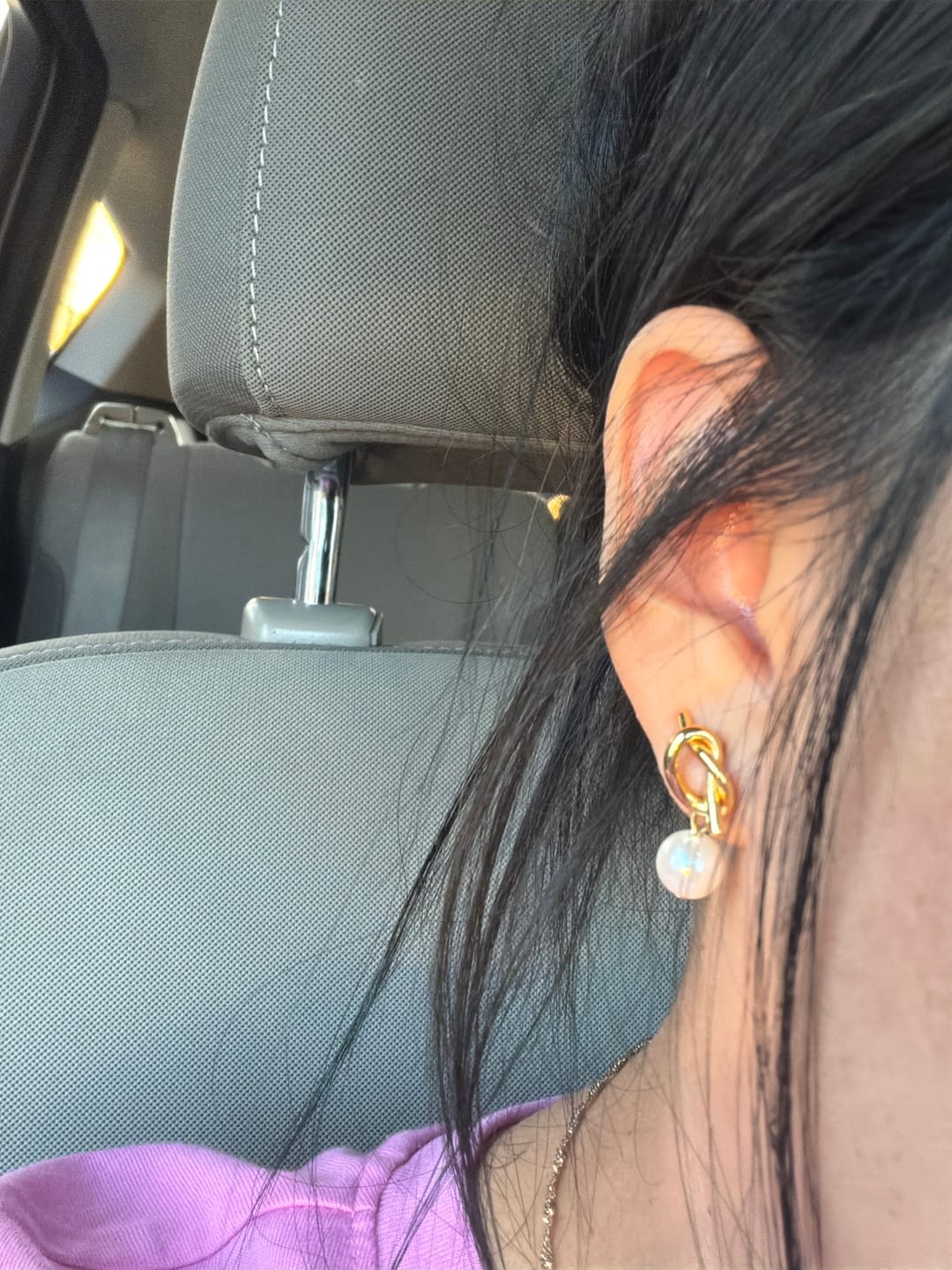 Customer photo review of Par Arete Nudo Con Perla