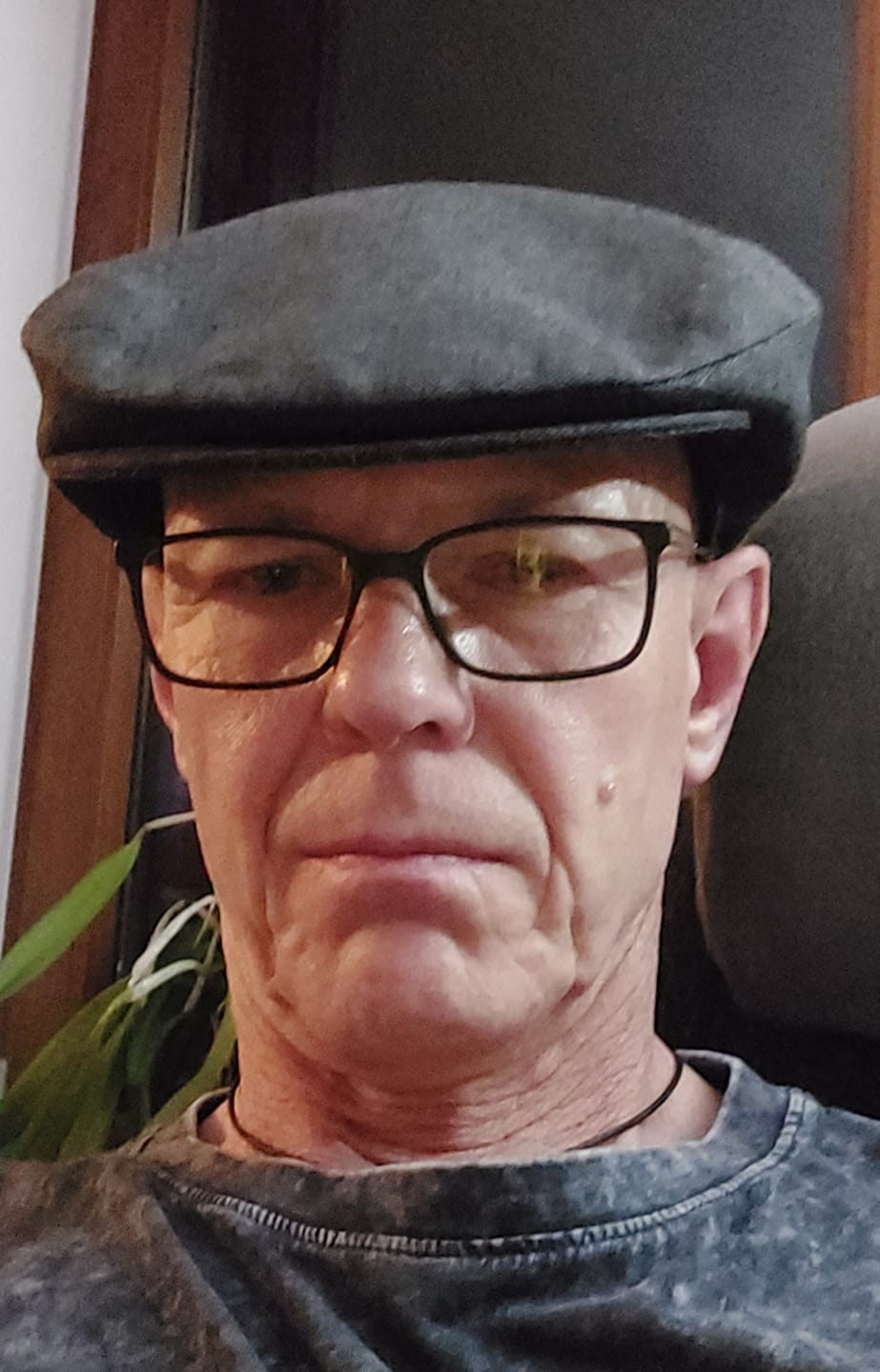 Customer photo review of Vintage Cap Linen