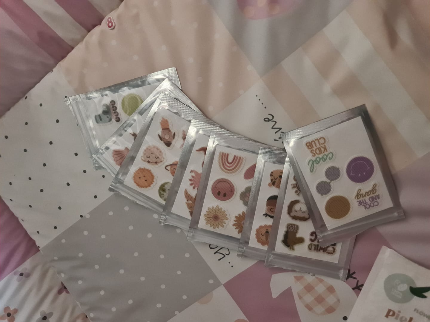 Customer photo review of pieksmichnicht  COOL KIDS CLUB Edition