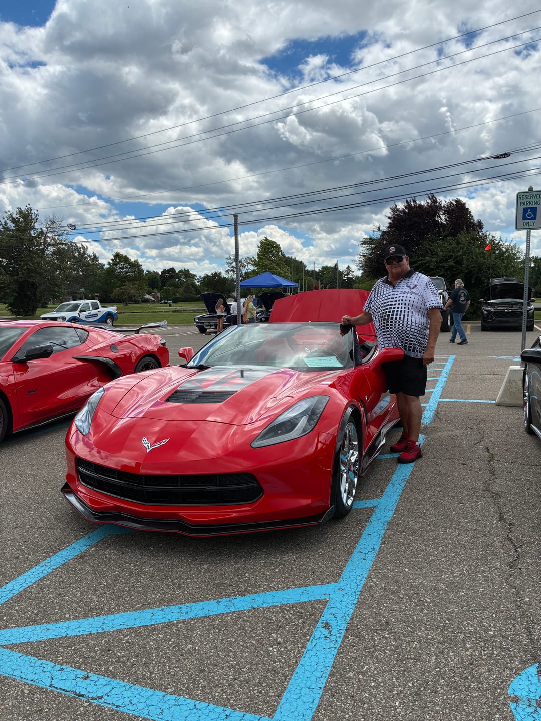 Customer photo review of Chevrolet Corvette C7 Stage 2 Front Splitter With Side End Caps