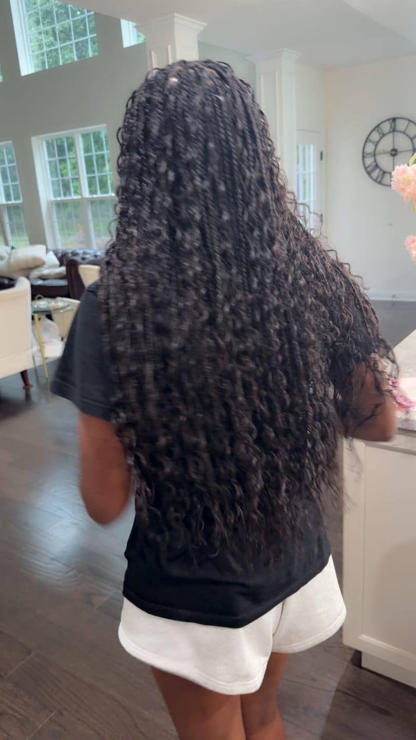Customer photo review of Deep Wave Bulk Hair Extensions for Braiding