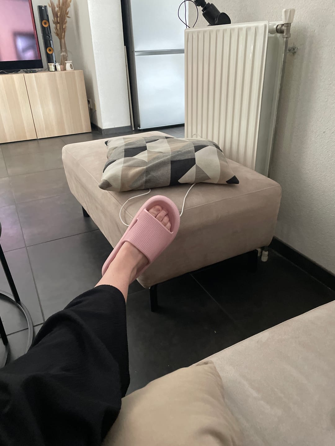 Customer photo review of HappyFlops Nordics